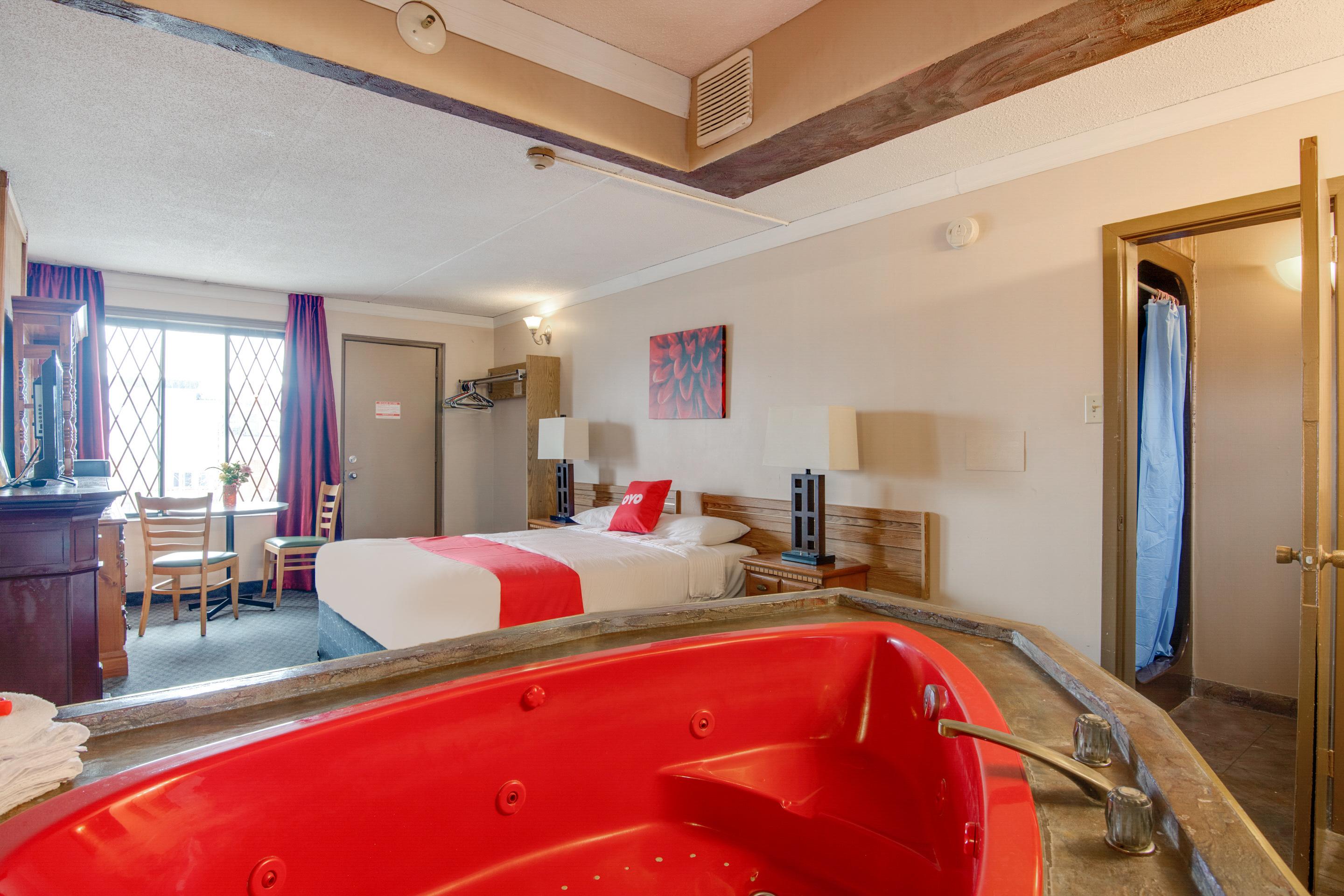 Falls Inn Near Casino Niagara By Oyo Экстерьер фото