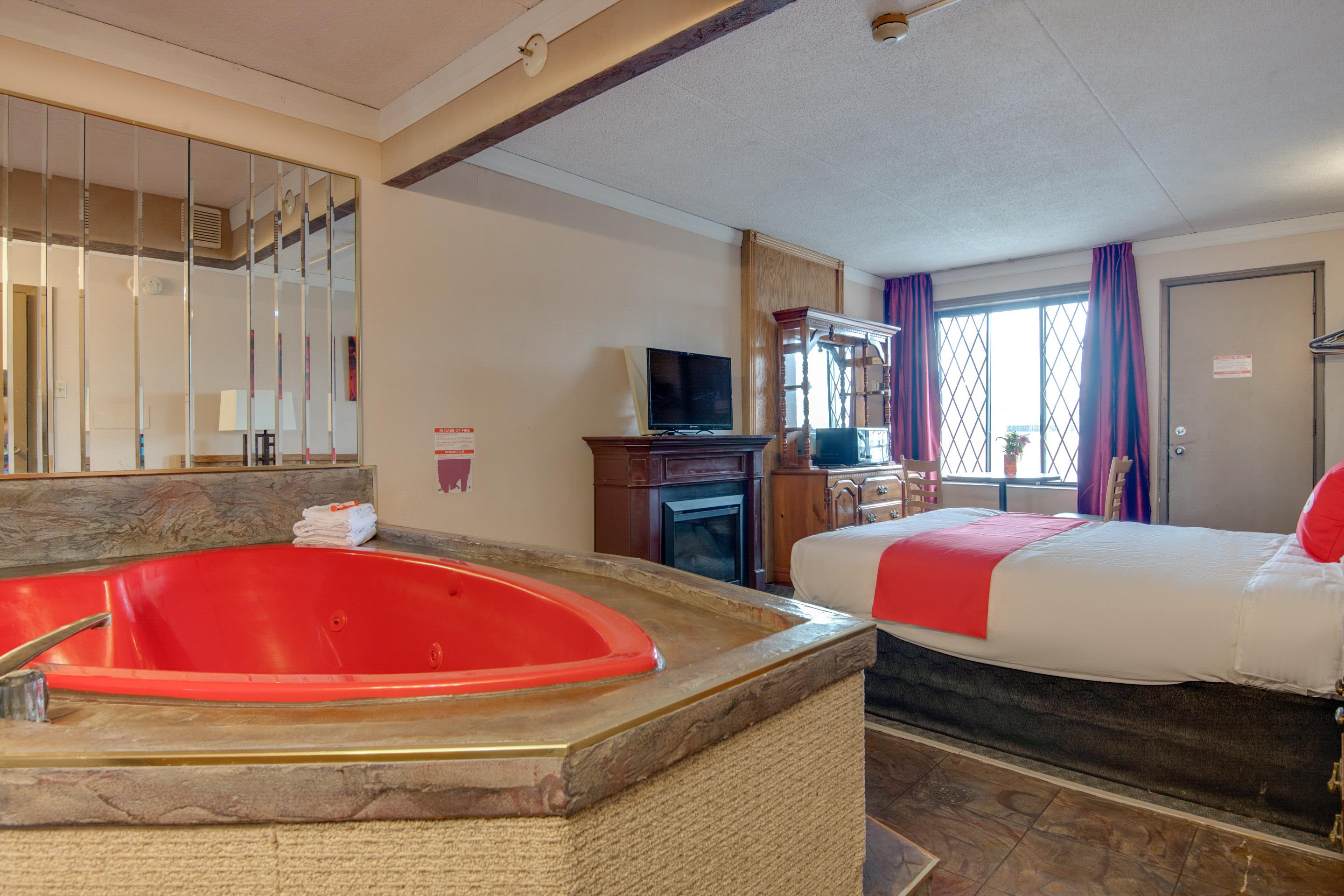 Falls Inn Near Casino Niagara By Oyo Экстерьер фото