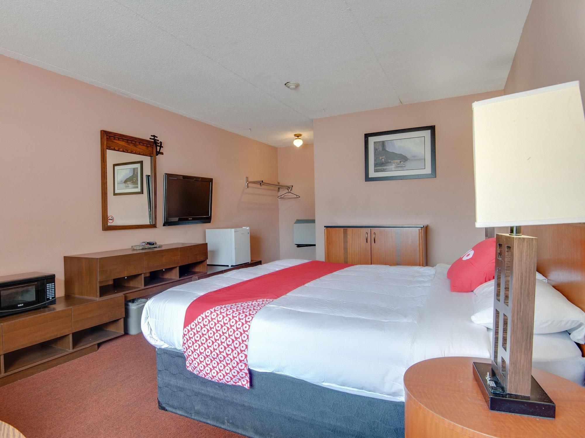Falls Inn Near Casino Niagara By Oyo Экстерьер фото