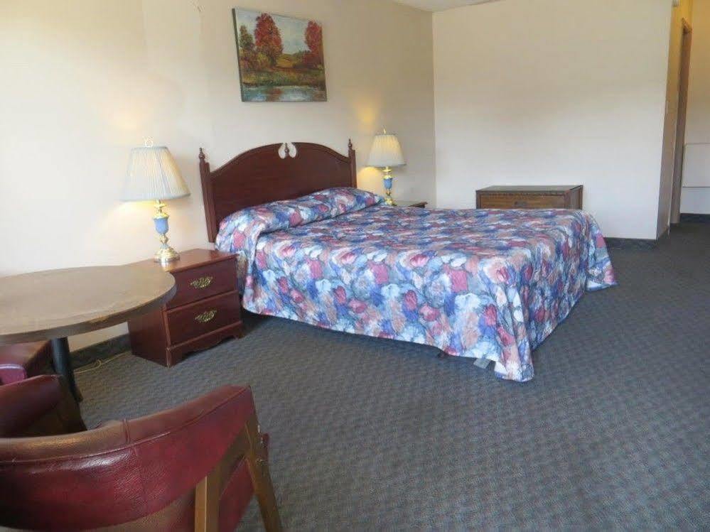 Falls Inn Near Casino Niagara By Oyo Экстерьер фото